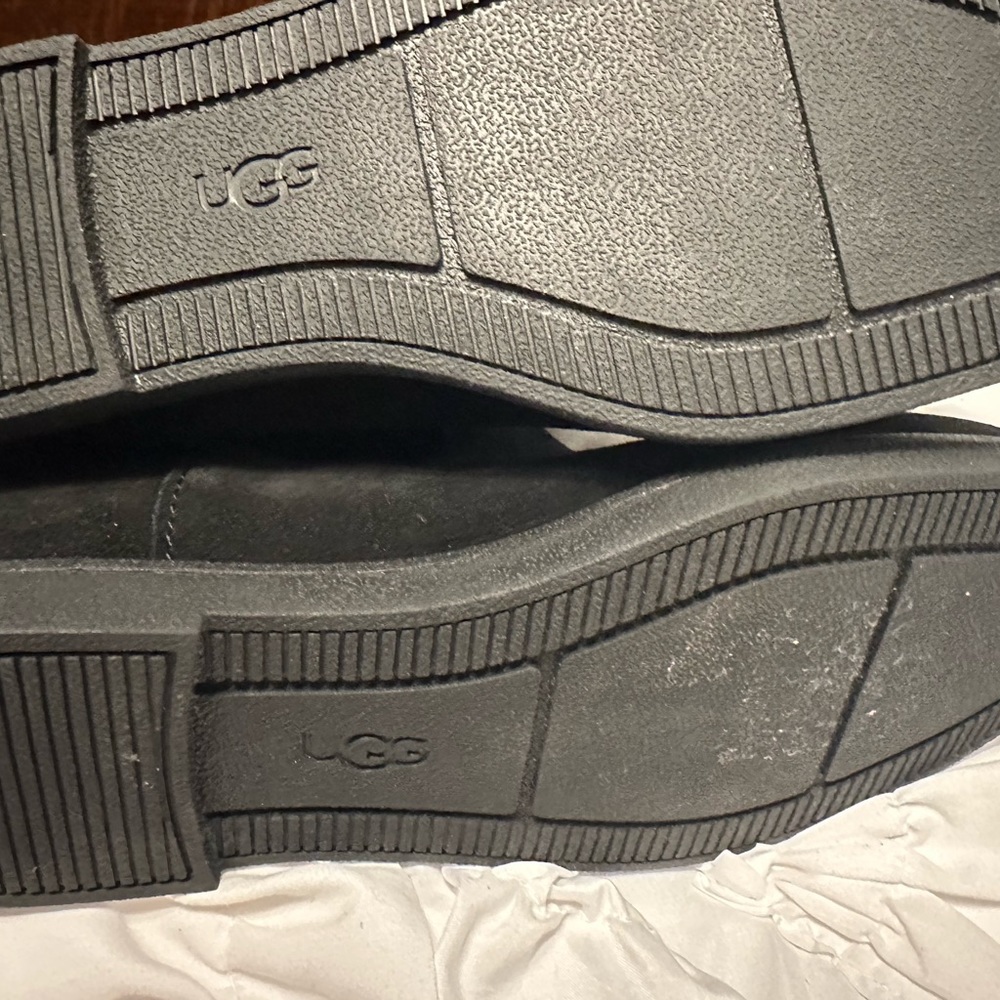 Authentic Uggs Perfect For Winter !! - image 7